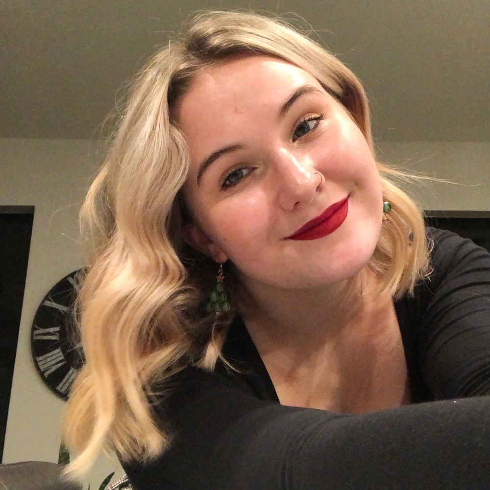 Meet your Posher, Alayna